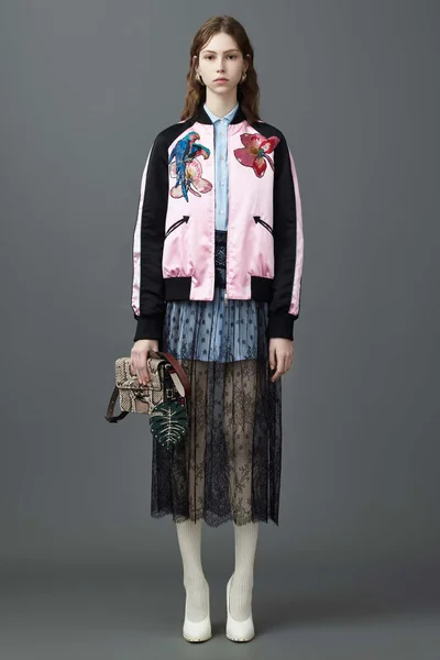 Look 14